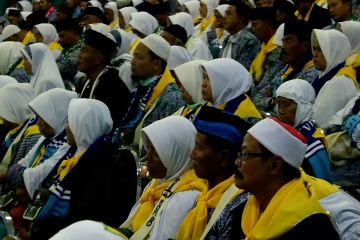 Kloter 1 Surabaya berisi calhaj dari Magetan