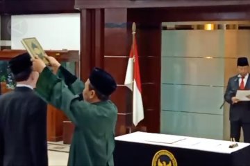 Menko Polhukam lantik Sekjen DKN Laksda TNI Ahmad Jamaludin