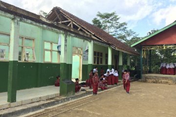 Bangunan SD  "korban"  gempa 2017 di Tasikmalaya belum diperbaiki