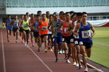 Kejurnas Atletik nomor lari 5.000 meter putera