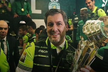 Eks presiden Sporting Lisbon diadili sebagai dalang serangan pemain