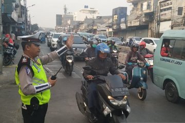 Arus lalin Jakarta cenderung padat, operasi tilang di Jakut