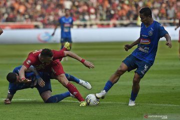 Persija VS Arema berakhir imbang