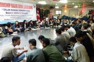 60 siswa ikuti dialog lintas agama di atas kapal Jakarta ke Surabaya