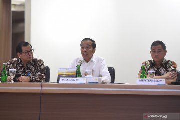 Presiden Jokowi datangi PLN