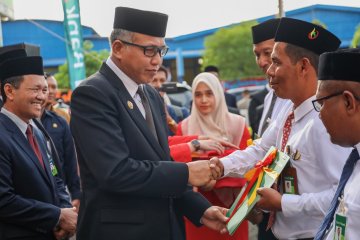 Gubernur minta Bank Aceh perkuat sistem teknologi informasi