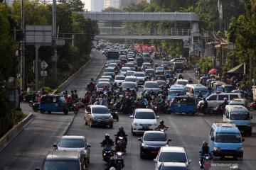 Pengamat sebut aturan ganjil-genap tidak adil