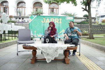 PLN Jabar target elektrifikasi capai 100 persen akhir 2019