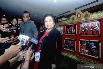 Megawati: soal menteri tunggu tanggal mainnya