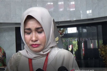 Sidang Pileg, Evi Apita Maya menangis terharu setelah putusan MK