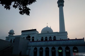 Masjid Agung Al-Azhar Jaksel bagikan 1.200 kupon daging kurban