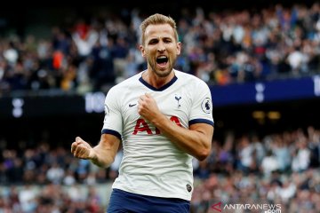 Jika ingin juara, Ferdinand sarankan Kane hengkang dari Spurs