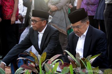 Wapres JK shalat Idul Adha di Makassar
