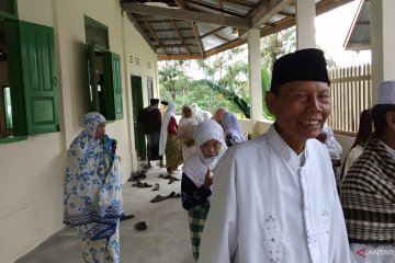 Jamaah Syatariah Tanah Datar laksanakan shalat Idul Adha hari ini