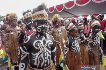 Karnaval menyambut HUT RI di Papua