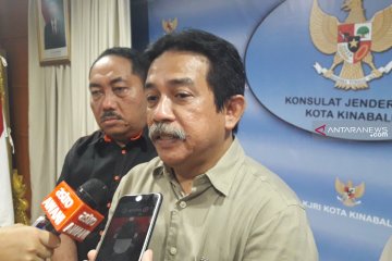 Konsul Krisnha Djelani terima penghargaan dari Pemerintah Sabah