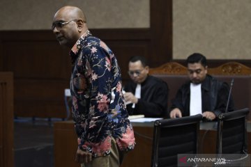 Sidang dakwaan Alexander Muskitta