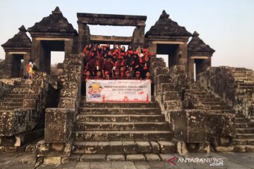 Peserta SMN Riau kunjungi Situs Ratu Boko