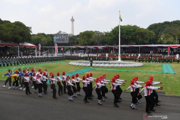 Latihan upacara jelang HUTke-74 Kemerdekaan RI