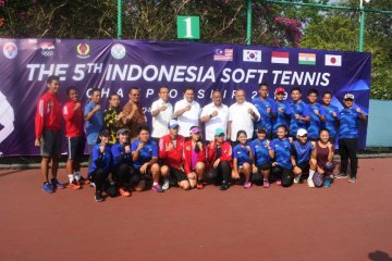 Atlet putri ciptakan All Indonesia Final di soft tenis