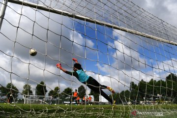 Latihan timnas U-18 Indonesia jelang semifinal Piala AFF