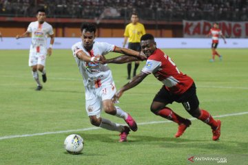 Madura United imbangi Persija 2-2