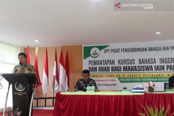 100 mahasiswa IAIN dibekali kecerdasan berbahasa Arab-Inggris