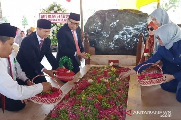 HUT RI, BI Kediri ziarah makam Bung Karno