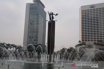 Udara Jakarta tidak sehat bagi kelompok sensitif Minggu pagi
