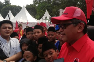 Hasto: Jokowi-PDIP sejalan soal GBHN