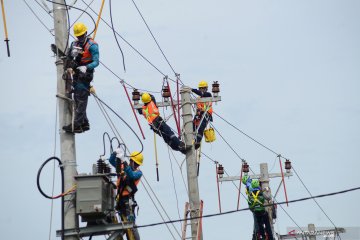 Lomba kompetensi petugas PLN