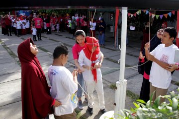 Upacara HUT RI oleh anak berkebutuhan khusus