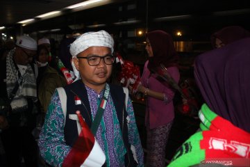 Jamaah haji kloter pertama tiba di tanah air