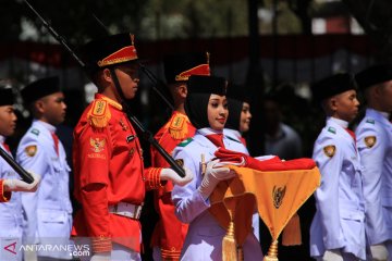 Pemprov Gorontalo beri hadiah untuk anggota Paskibraka