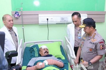 Kapolri jenguk anggota Polsek Wonokromo korban penyerangan di mapolsek