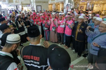 Jamaah haji gelombang kedua mulai tinggalkan Mekkah menuju Madinah