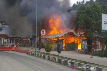 Wagub Papua Barat: Prihatin insiden yang terjadi di Fakfak