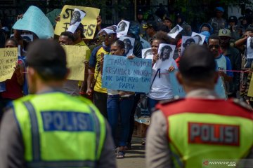 Aksi solidaritas untuk Papua