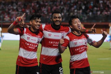 Liga 1: MU bungkam PSIS Semarang 3-0