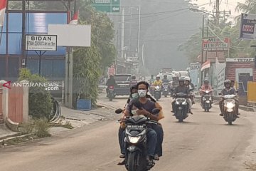 Asap selimuti Kota Pekanbaru, jarak pandang  hanya 1,5 kilometer