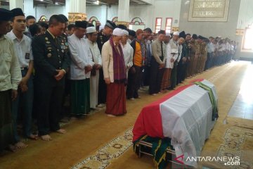 Ketua MUI Cianjur pimpin shalat jenazah Ipda Erwin
