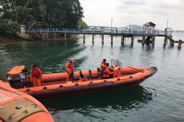 SAR gabungan cari korban jatuh di perairan Batam