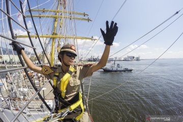 KRI Bima Suci bersiap menuju Busan