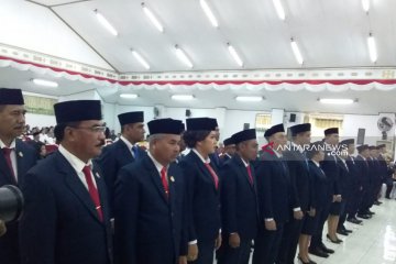 40 anggota DPRD Kota Kupang dilantik