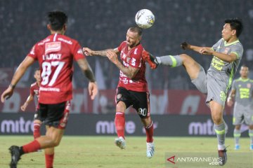 Bali United mantapkan posisi puncak usai tundukkan Borneo 2-1