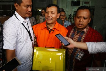 Sekda Jawa Barat ditahan KPK