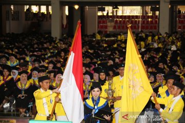 2.650 wisudawan UI lulus dengan predikat Cum Laude