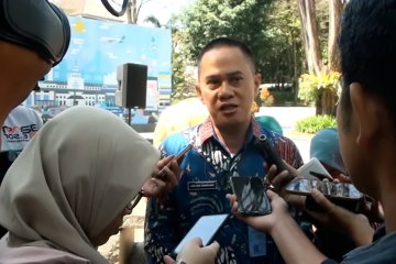 Dispangtan Kota Bandung imbau pembagian daging kurban gunakan besek