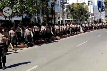 Papua Terkini - Ratusan siswa Bintara bersih-bersih kota Jayapura