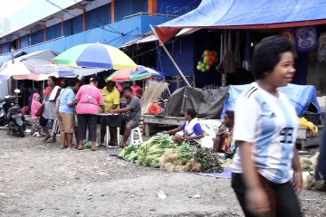 Aktivitas di Pasar Sanggeng mulai normal